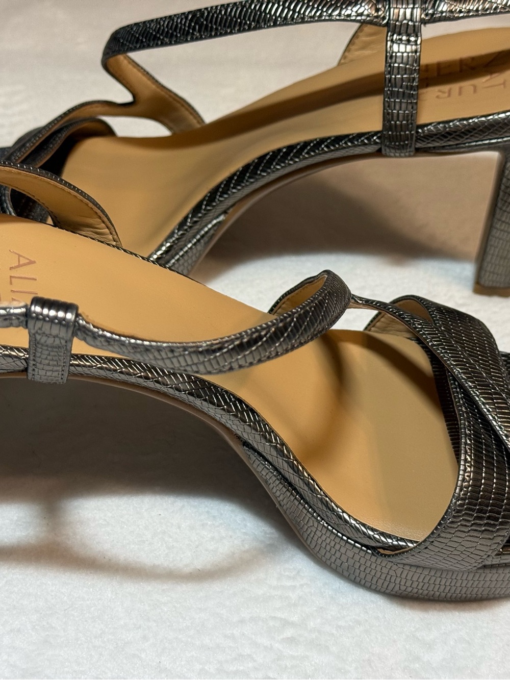New Nautralizer Abby Women’s Dress Sandals. Pewter. 9.5 M. - Picture 6 of 8